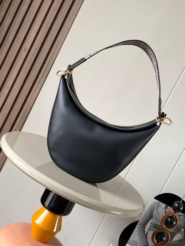 Genuine Leather Luna Half-Moon Hobo Handbag With A Sleek Silhouette, Sculpted Sh