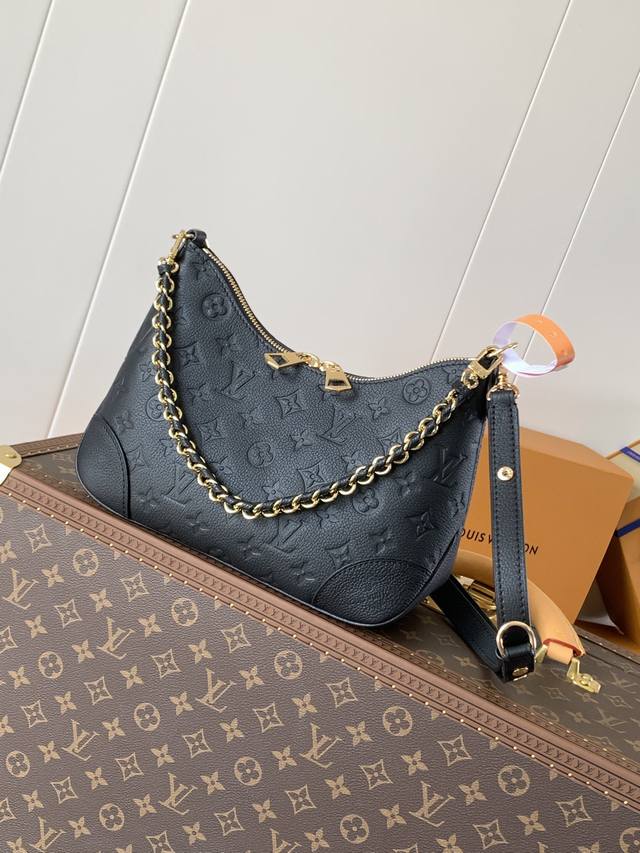 Top-Grade Authentic, Variable Code Chip, Custom-Grade Top-Grain Leather Series M