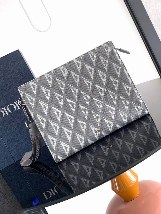 This Handbag Is A Signature Piece From Dior. Crafted From Gray Oblique Fabric, I