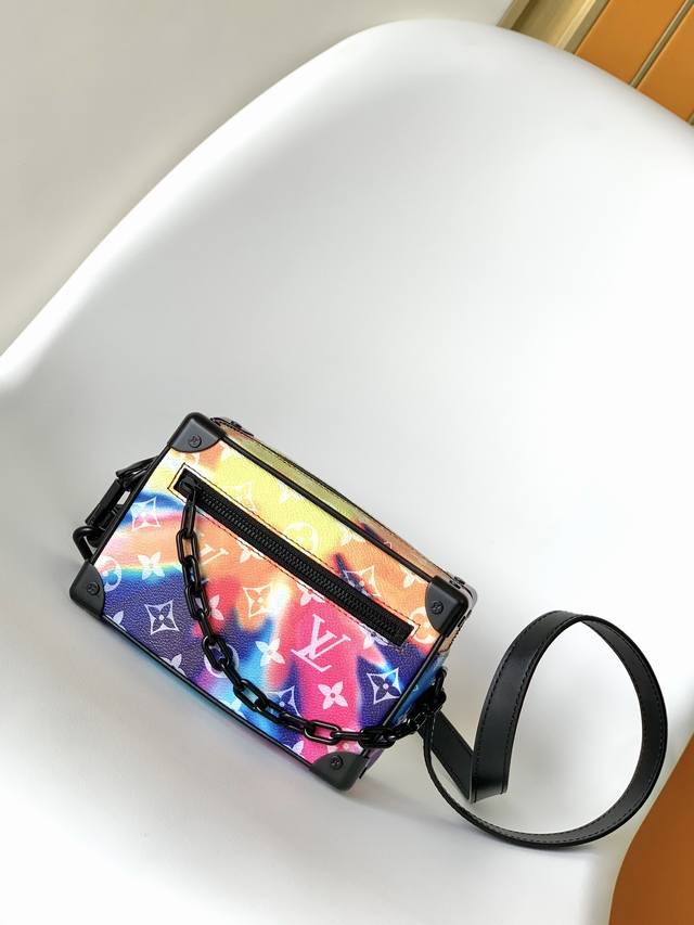 M80892 Vibrant M69072 Floral M44735 Black Floral M4448 Vintage Floral M68906 Gol