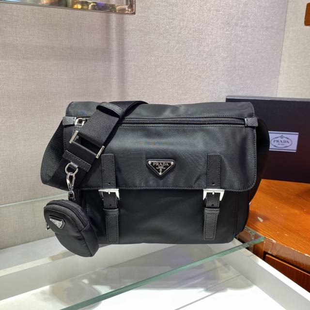 With Counter Packaging Upgraded Messenger Bag 1Bd671 This Messenger Bag Is Adorn