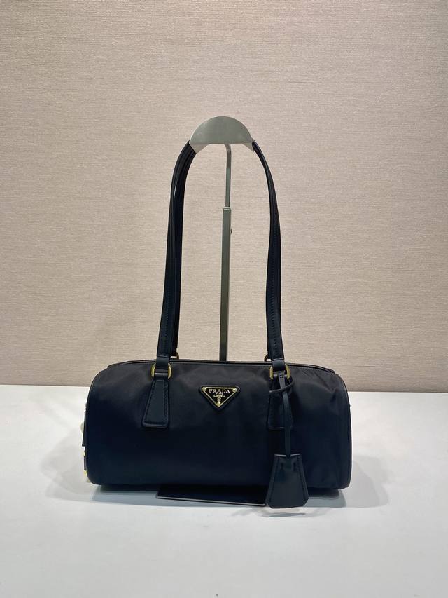 With Premium Packaging, New Lock-Style Bag 1Bb127 Nylon Fabric. This Handbag Is