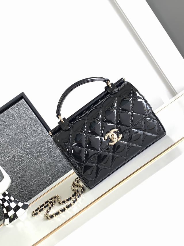 Ohanel New Box Bag A Must-Have For Both Day And Night! Sisters Who Love It, Hurr