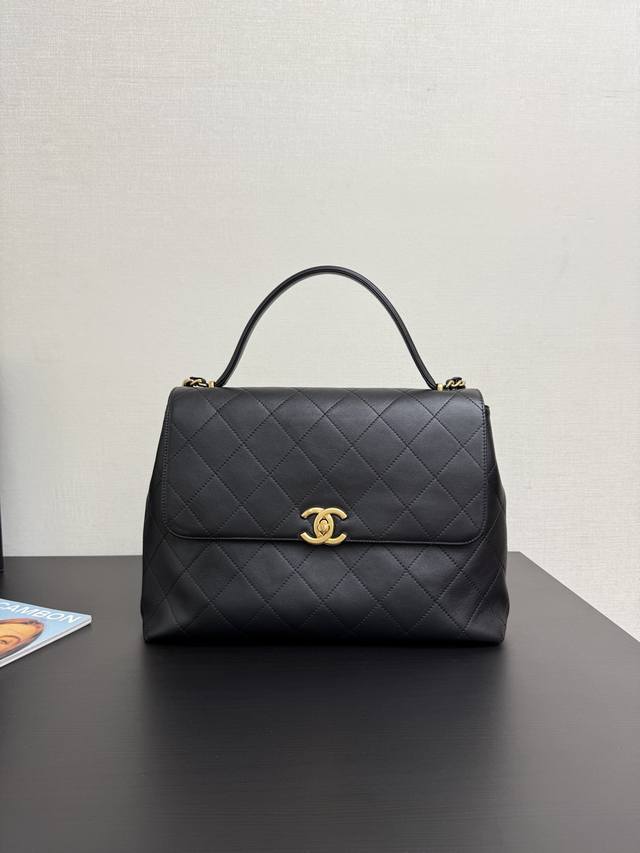 Genuine Leather 25S Spring/Summer Maxi Handle Flap Bag Perfect For Professionals