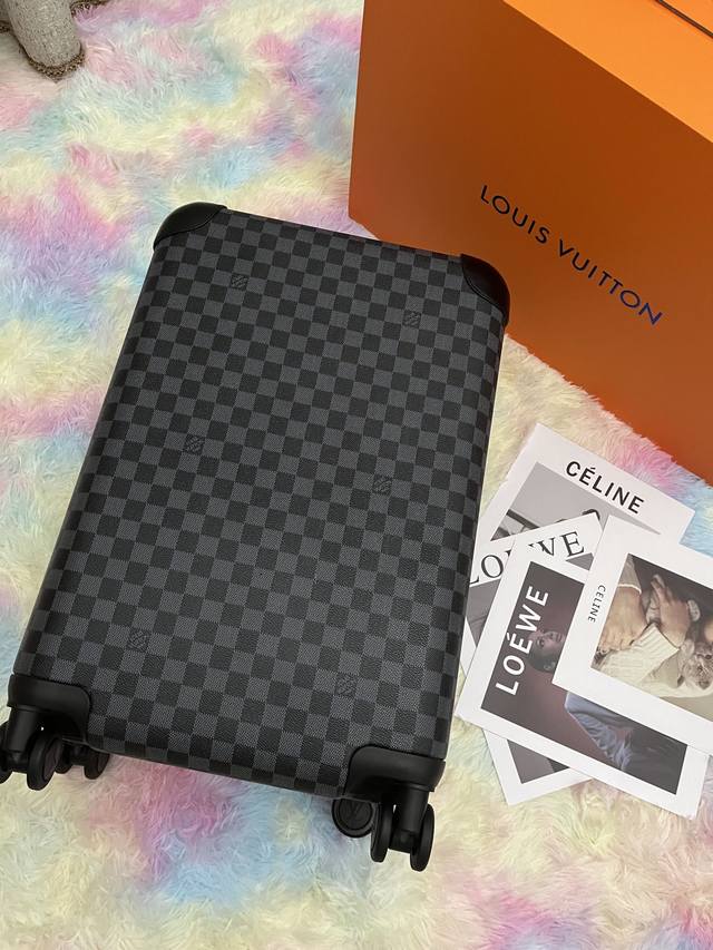 The All-New Horizon Luggage Redefines Louis Vuitton's Legendary Classic With Inn