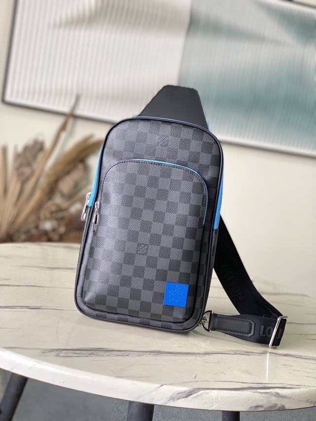 Top-Grade Original Leather N00086 Black Checkered Label Men's Chest Bag, Shoulde