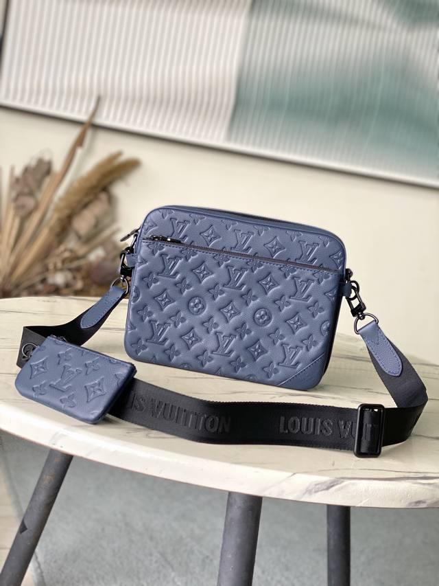 Top-Grain Leather Deep Blue Premium Original M14785 This Trio Messenger Bag Is C