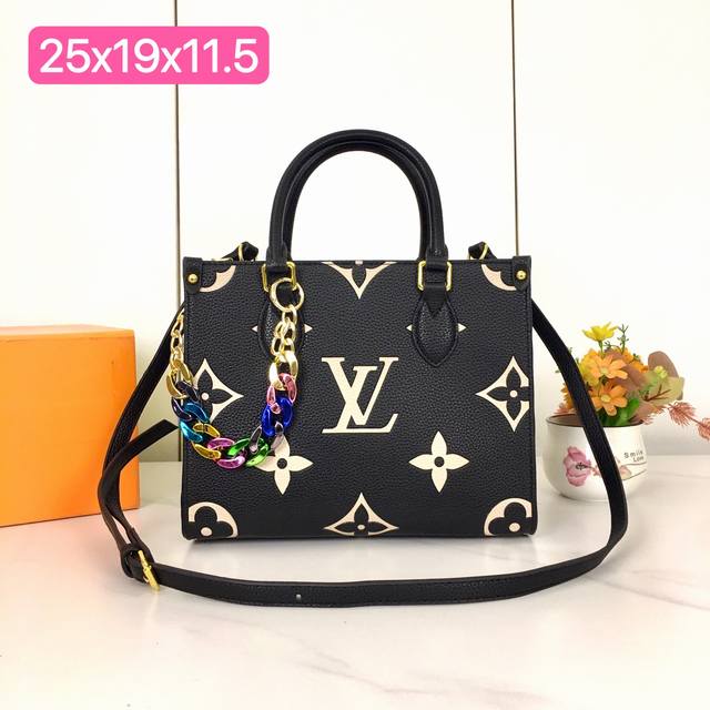 M46373 Exclusive Real-Life Photos! This Onthego Small Handbag Combines Monogram