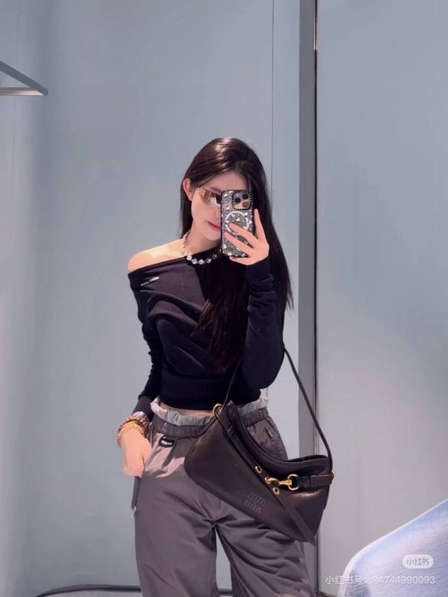 Miu Miu Aventure Nappa Underarm Bag So Cute! This Year's Aventure Nappa Underarm