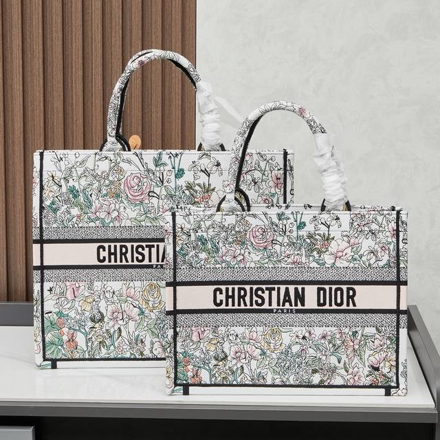 Original] Embroidered Large Dior Book Tote. When Most People Think Of Luxury Bra