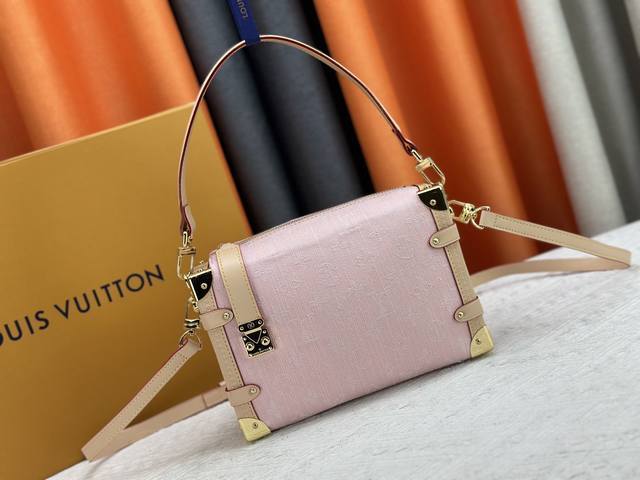 Pink And Gray Denim Side Trunk Pm Handbag M46358 A Soft Silhouette With A Strong