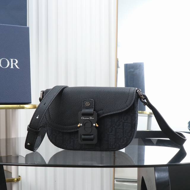 Market's Highest Version, Welcome To Compare Mini Saddle Messenger Bag Black Obl