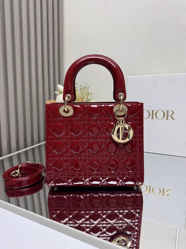 Premium Edition, High Version Lady Dio.R My Abc Cherry Red Lacquered Leather Fiv