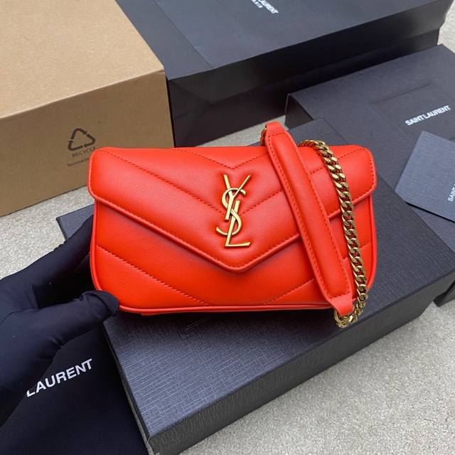 Genuine Leather, Orange-Red Lambskin, Antique Gold, 25 Early Spring New Loulou M