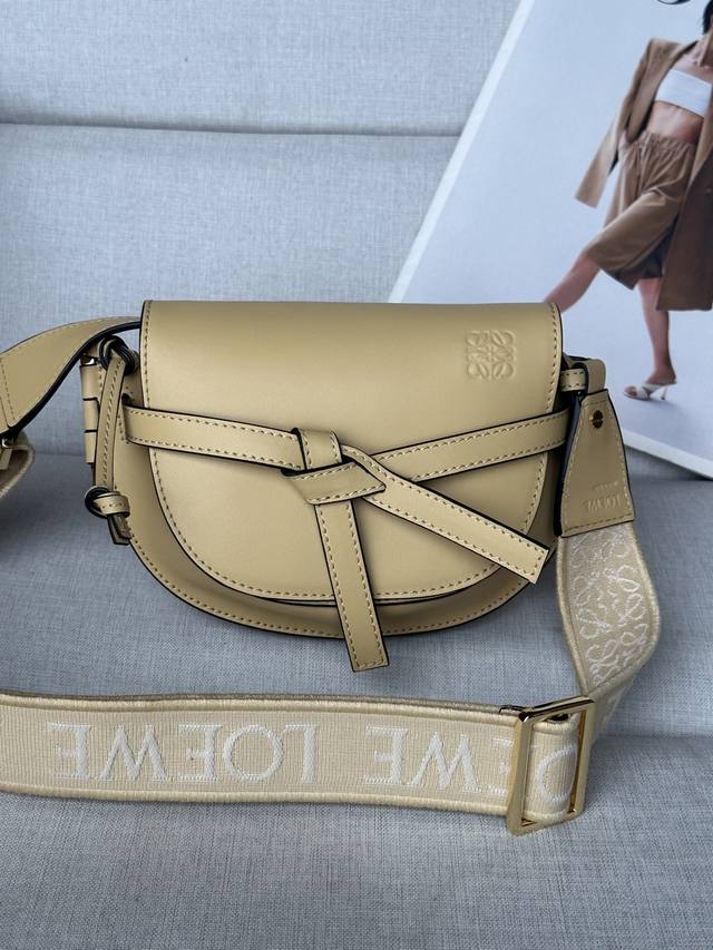 Original Leather Summer Mini Butter Upgraded Version Letter Wide Shoulder Strap
