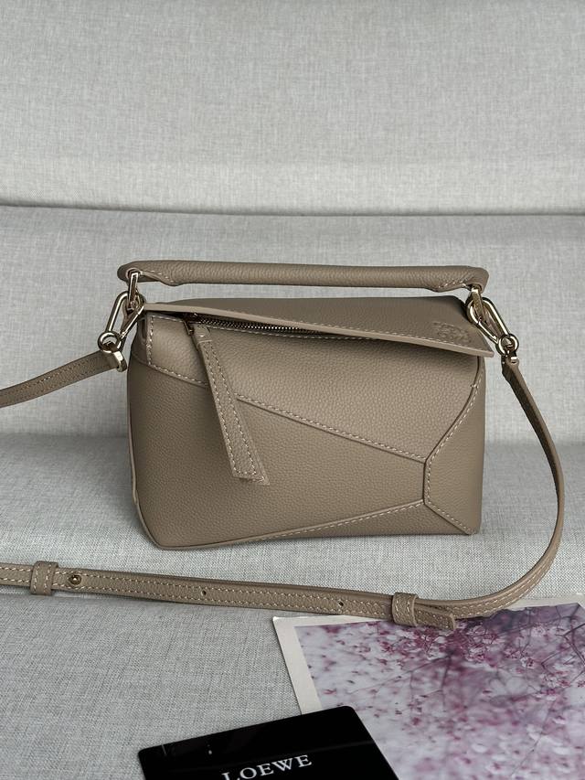 Genuine Leather Puzzle Edge Handbag, Latest Version With Adjustable Straps. Lo*W