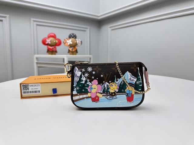 Premium Grade Authentic M82623 This Mini Pochette Accessoires Clutch From The Wi