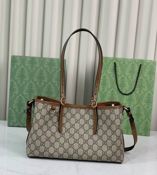 Genuine Leather Gucci New Shopping Bag, Combining The Brand's Iconic Gg Pattern