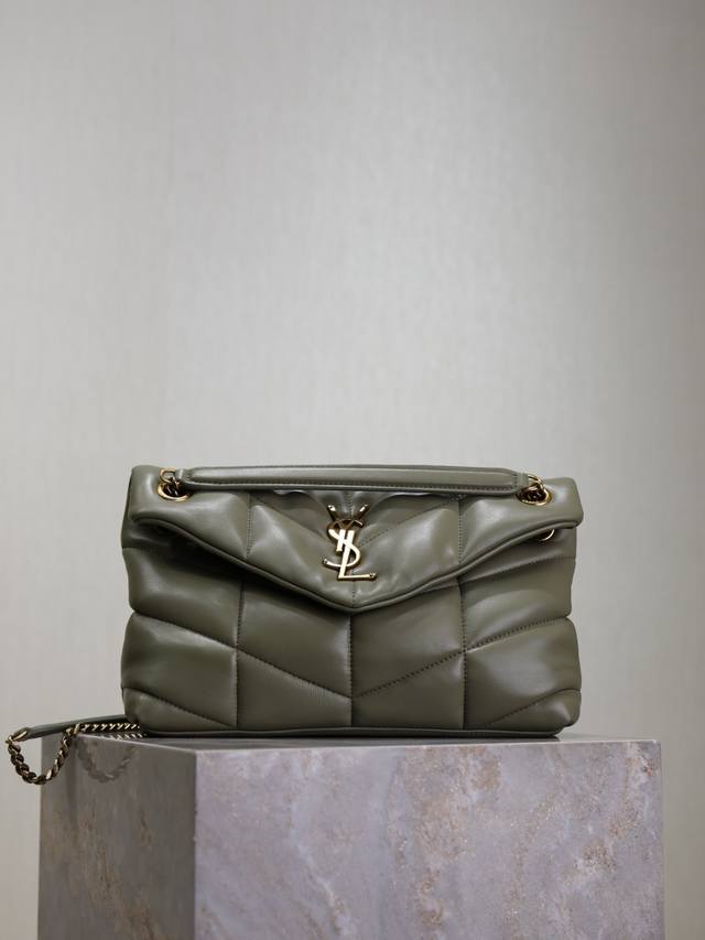 Wheat Green With Gold Buckle 29Cm Loulou Puffer Quilted Lambskin Chain Bag, 100%