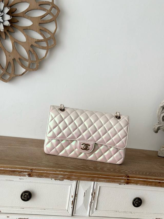 In Stock Chane Imported Lambskin, All-Metal Hardware, New Design: Pearlescent Ap