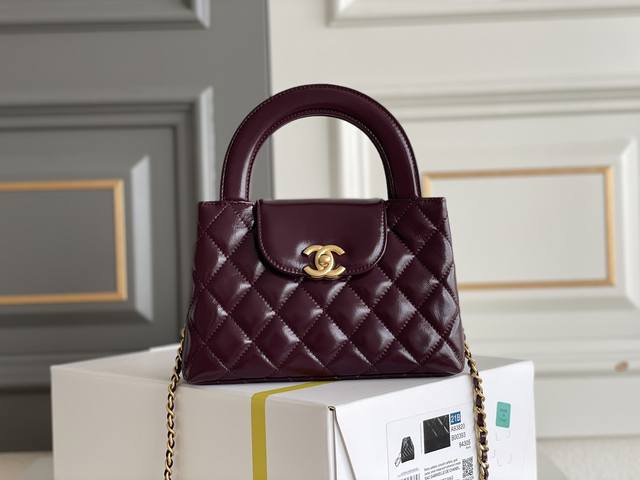 Genuine Leather, Platinum Edition, Authentic Quality. Packaging As Shown. New Ar