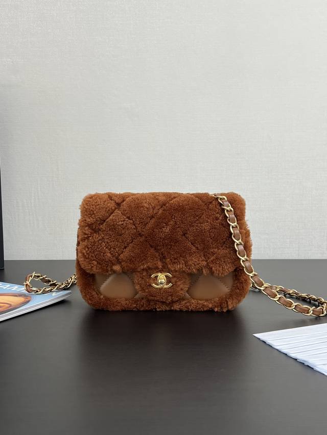 Genuine Leather In Stock, 24K Teddy Lamb Fur. Adorable To The Max, Soft And Fluf