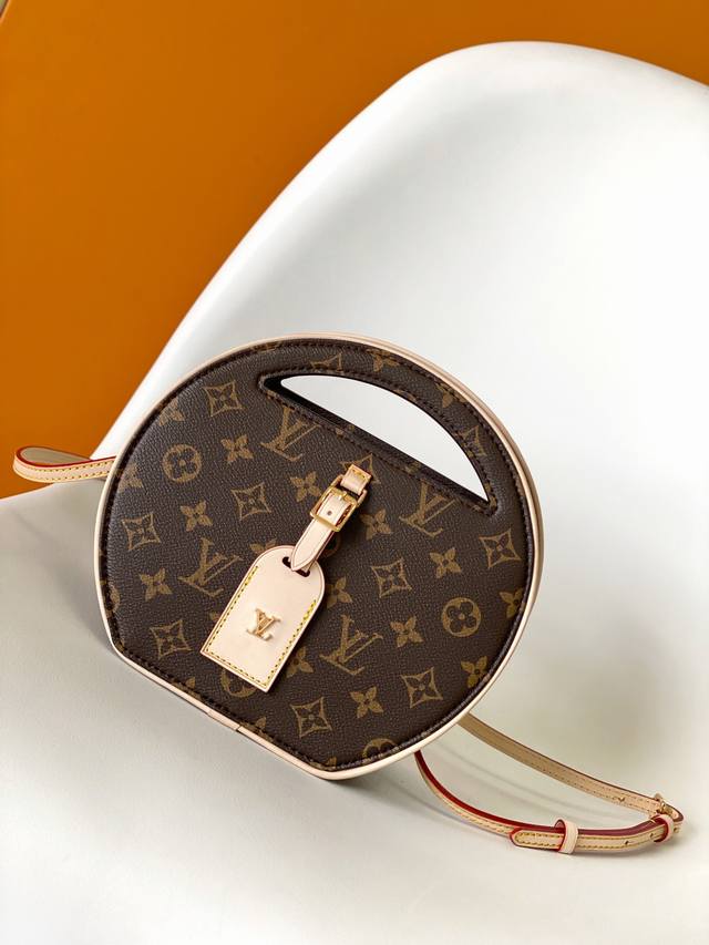 Top-Grade Original M47117 This Around Me Handbag Is Crafted From Monogram-Coated