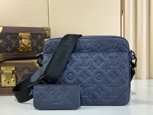 Top-Tier Authentic Replica Exclusive Real-Shot Trio Messenger Bag M14785 Deep Bl