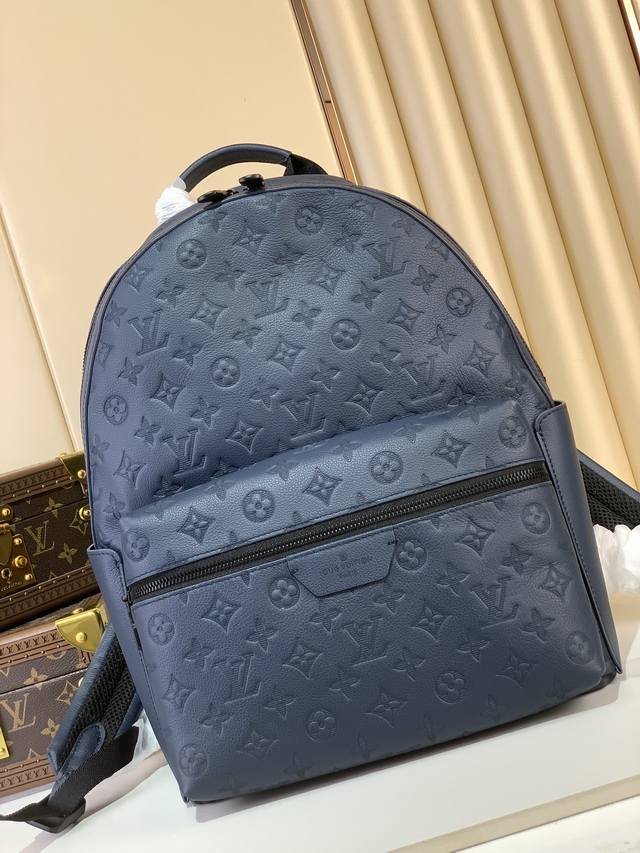 Top-Tier Authentic Replica Exclusive Real-Life Photos Discovery Small Backpack M
