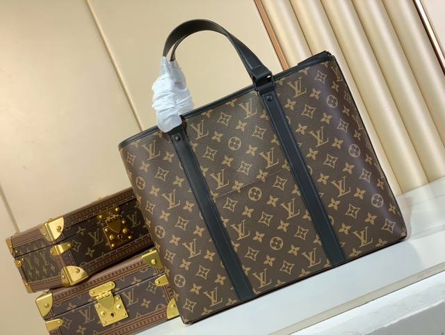 Top-Tier Authentic Replica Exclusive Real-Shot Week-End Tote Small Handbag M4573