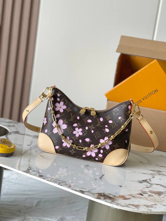 Premium Mb Original Leather This Boulogne Small Handbag Is From The Louis Vuitto