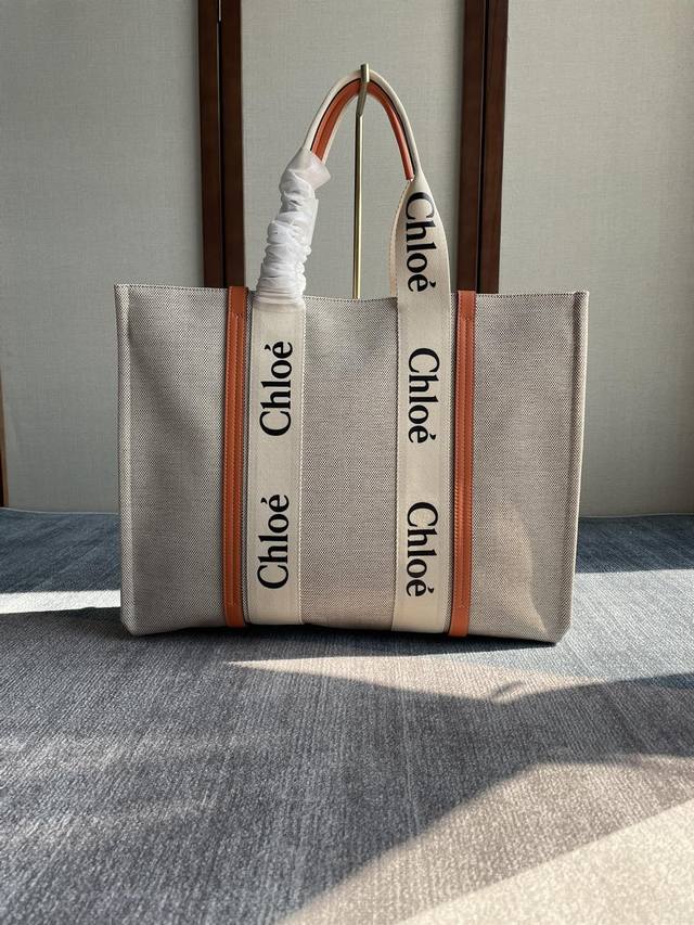 Chloe Tote Bag Is A True Trend-Setting Accessory. At The Beginning Of The Year,