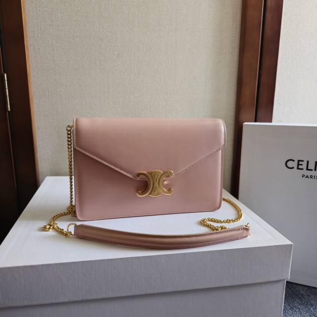 Celine* Cuir Triomphe Logo-Printed Calf Leather Woc. New Chain-Strap Vintage Cal