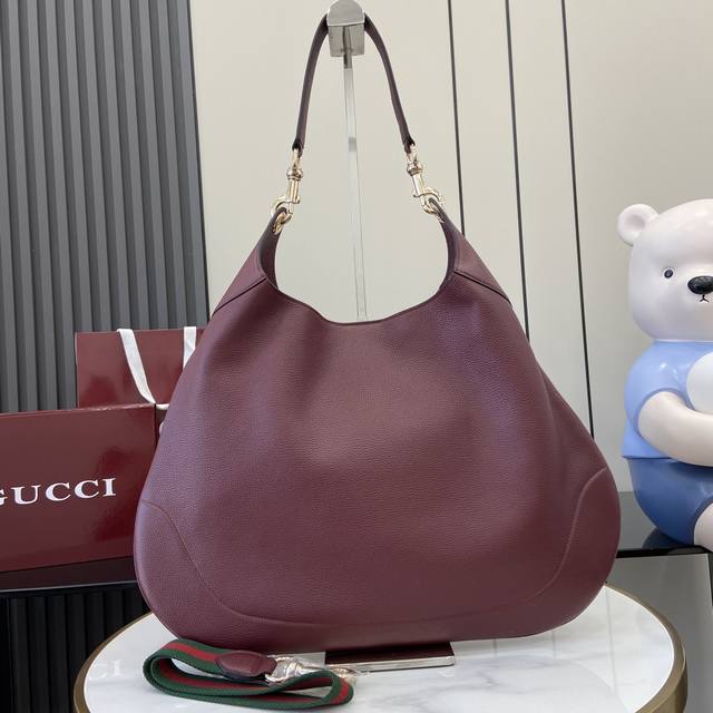 Comes With A Full Set Of Original Green Gift Bags. New Gucci Body Double Lock Me