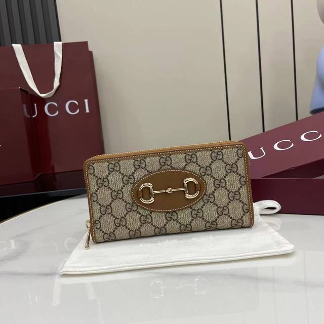 With Full Original Store Packaging. New Arrival. Creative Director Sabato De Sar