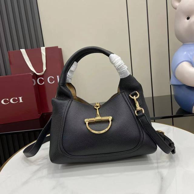 Comes With Full Original Store Packaging. New Arrival. This Gucci Softbit Series