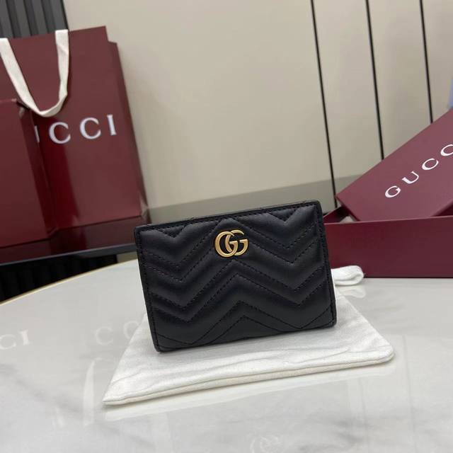 Comes With Full Original Store Packaging. New Arrival. The Gg Marmont Series Qui
