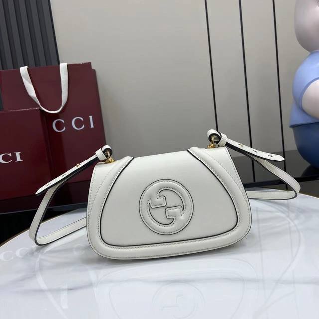 Comes With Full Original Factory Counter Packaging. New Arrival. The Gucci Blond