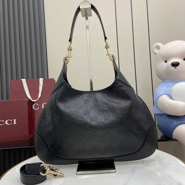 Comes With A Full Set Of Original Store Packaging. New Arrival: The Gucci Body D