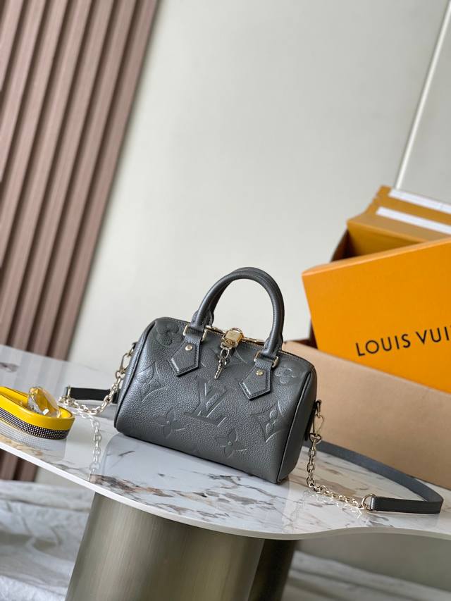 Premium Mb Chip Edition Original Leather Bandouli Re 20 Handbag From The Brand-N