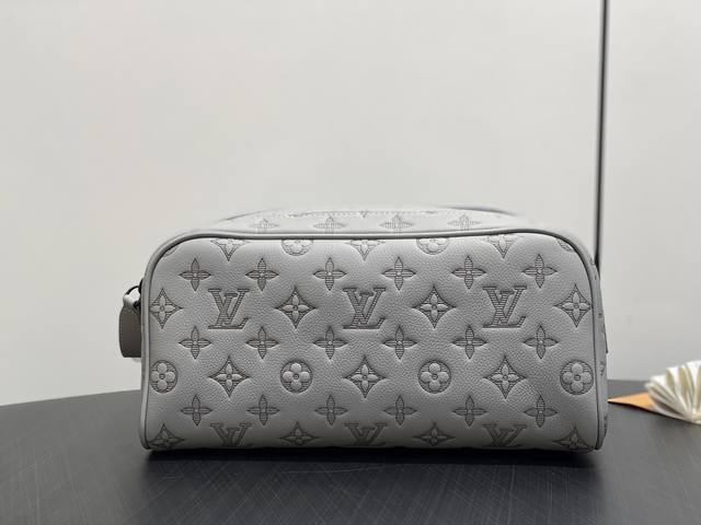 Authentic Premium M14485 Gray Full-Leather Embossed Toiletry Bag Dopp Kit M14885