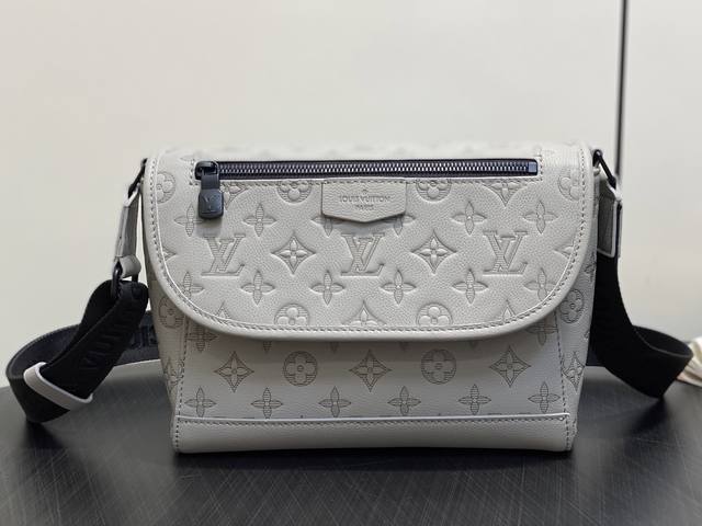 Authentic Premium M14912 Gray Full-Leather Embossed Men's Messenger Bag Pulse Me