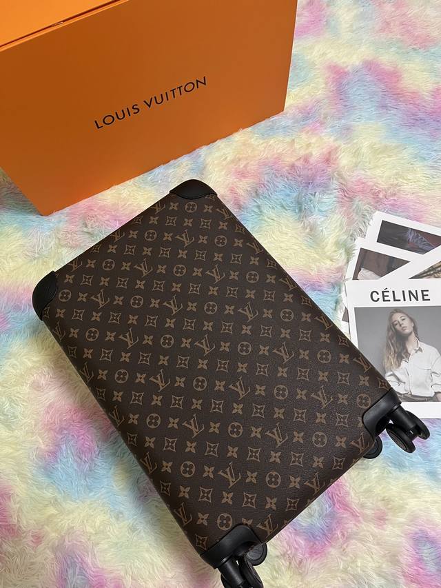 Classic Monogram Pattern With Black Corner