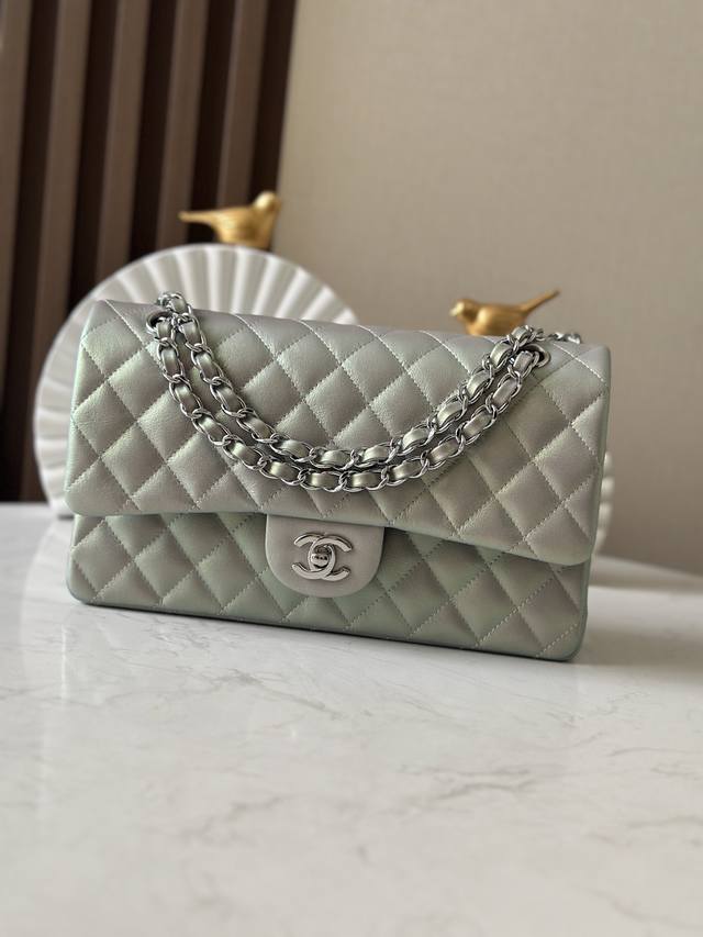 Full Set Packaging, New Color In Stock. Chane New Release: Dazzling Silver Cf Ch