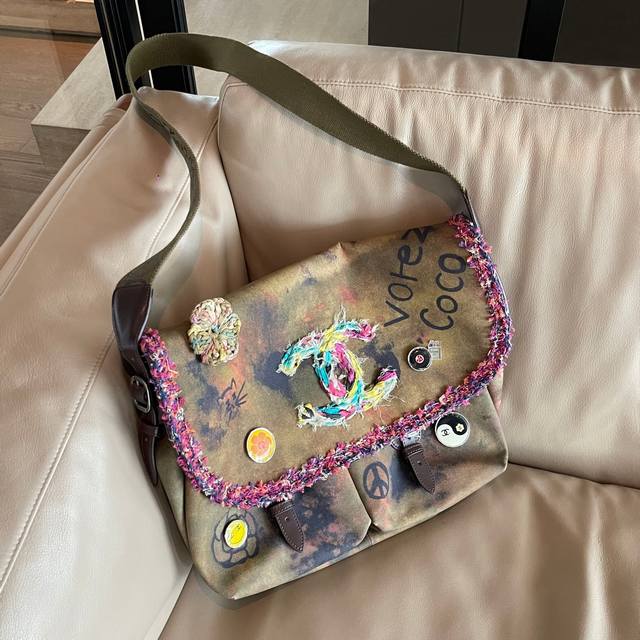 Chanel Vintage Anti-War Bag Large Size Dimensions: 42X30X13Cm