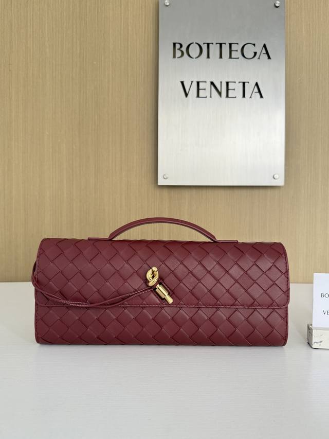 Style Number: 741511 Bottega Veneta's Andiamo, A Design You'll Fall In Love With