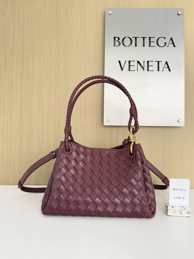 Model Number: 835921 Parachute Series New Arrival!! Fans Of Bottega Veneta Know