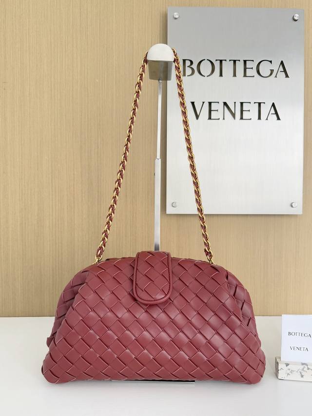 Model Number: 785807 Bottega Veneta New Arrival Women's Lauren Clutch Chain Hand