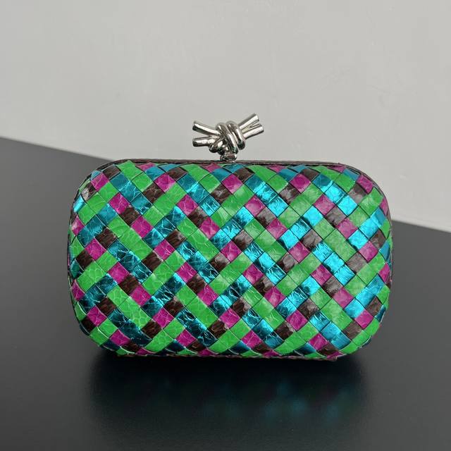 Model Number: 717622 Bv Knot Snake-Skin Woven Evening Bag Series A Fashion-Forwa