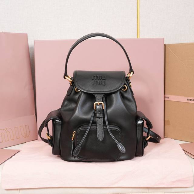 Miu New College-Style Backpack 5Bz043, A Perfect Blend Of Canvas And High-Qualit